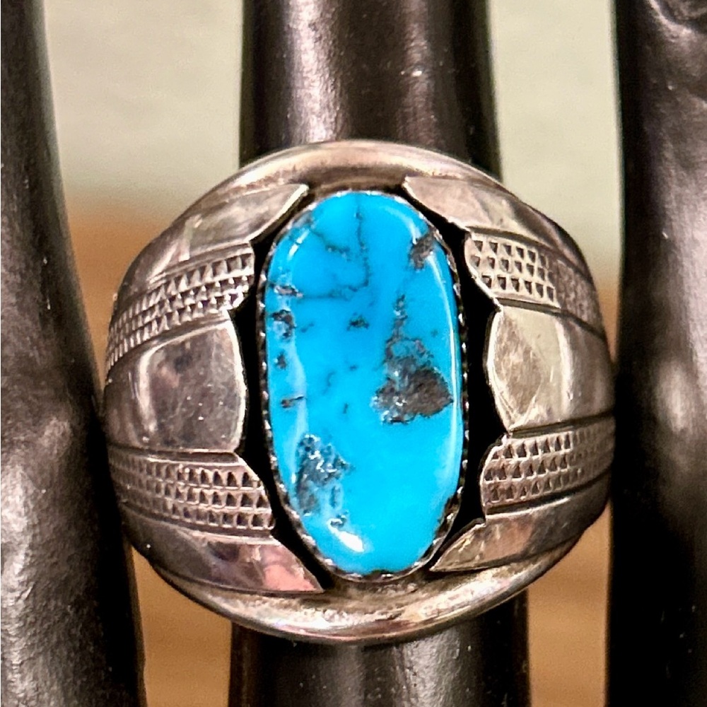 ⚡️Beautiful Vintage Navajo Silver Ring w/ Natural Blue Turquoise⚡️